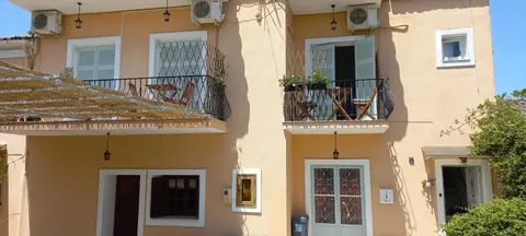 La Mandynia Studio
