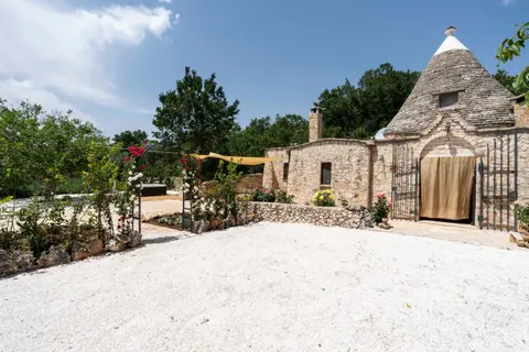 Trullo Fragno by Wonderful Italy