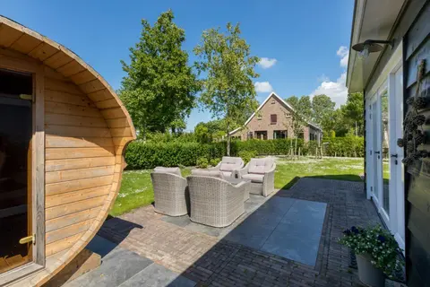Welcome in - Vakantiewoning met grote tuin en green egg I Lepelstraat 18c Vrouwenpolder