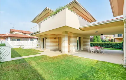 Nice Home In Puegnago Sul Garda With Wifi