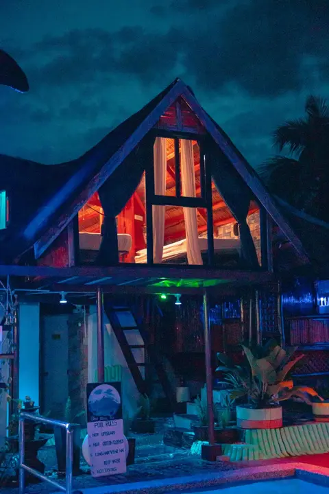 Blue Moon Inn