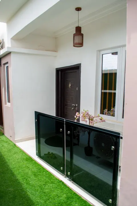 Kiki's Home and Apartments