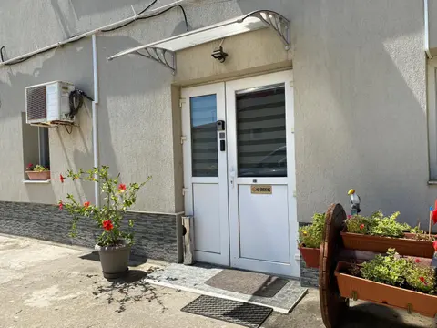 Evergreen Apartment