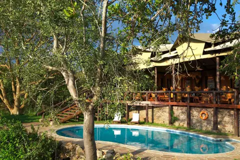 Serengeti Migration Camp