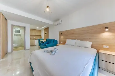 OLIVE GARDEN APARTMENT