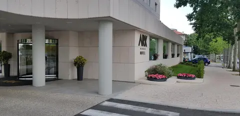 Ark Hotel