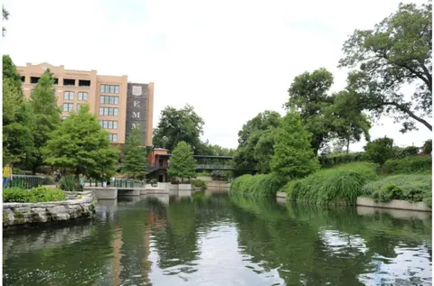 Cozy and Lovely 2BR 1BA Apt B Near Lively Downtown