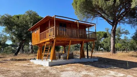 Suspended Wooden House - Monte da Cortiça