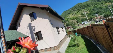 Casa Lotrilor
