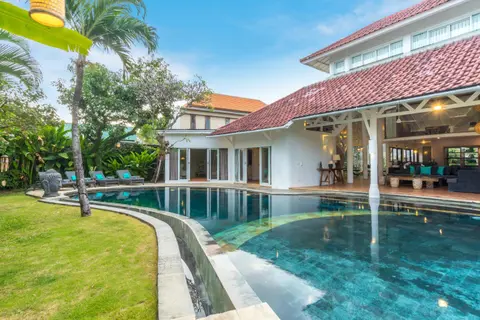 La Villa Oberoi (6 BR)