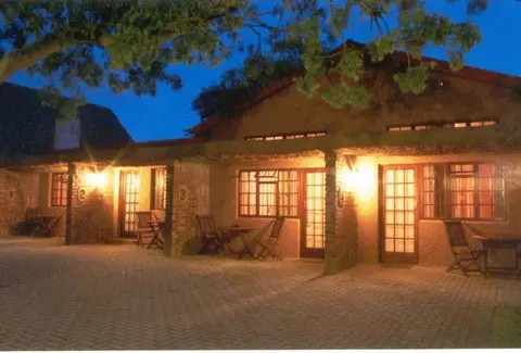 Treetops Guesthouse