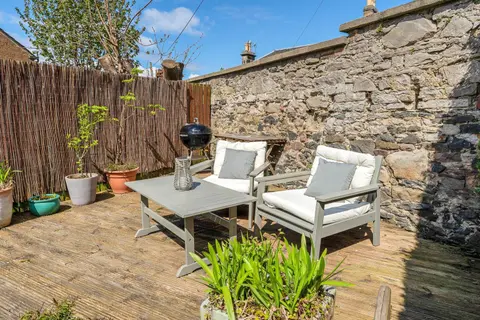 Cozy with Character Cheerful Home with Garden at Leith Links Park