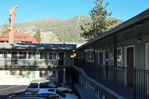 Budget INN At The Heavenly Gondola