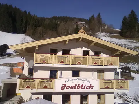 Haus Joelblick und Haus Oberadelsber