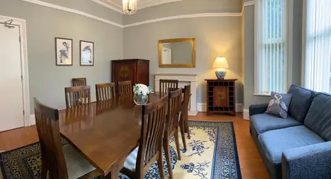 Villa with Park Views close to Liverpool Centre