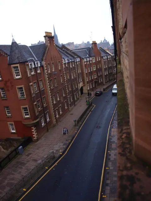 Edinburgh Old Town Apartment