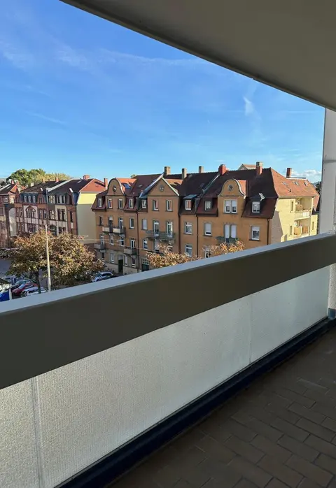 Nice, big and central apartment with 2 balconies