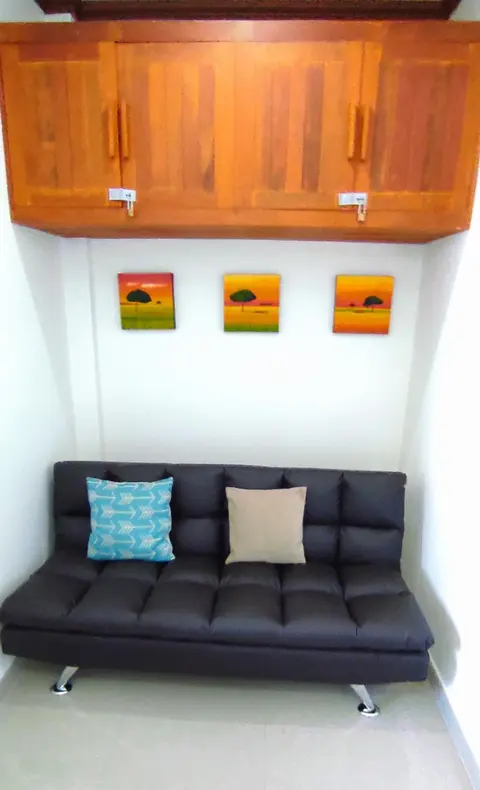 Number SIX house for up to 5 guests with 2 bedrooms