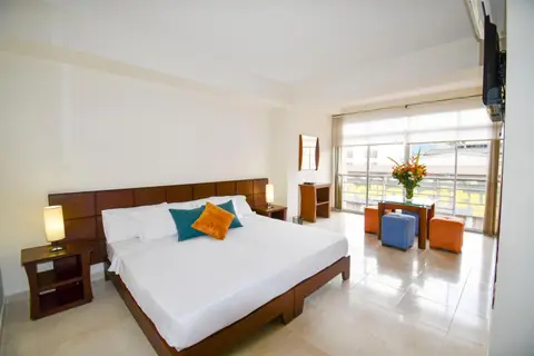 Hotel Mónaco Armenia