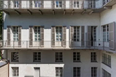 Palazzo Del Carretto-Art Apartments and Guesthouse