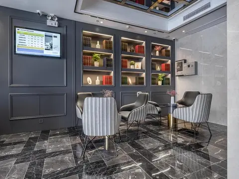 LanOu Hotel Zunyi Midea City High Speed Railway Station