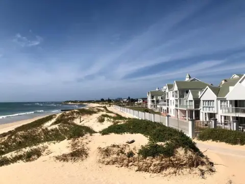 Heaven on the beach @ Summerseas