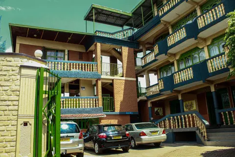Heartland hotel