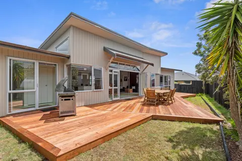 Restful Ruakaka - Ruakaka Holiday Home