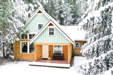 Heliotrope Haus