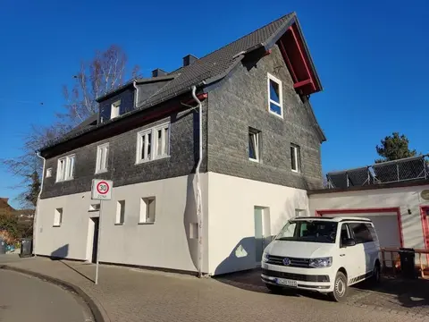 Kinderklinik, 600m zum Bahnhof 2B