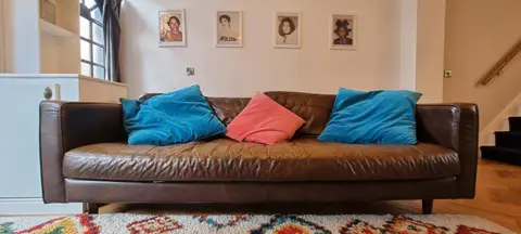 Eclectic seaside 4 bedroom artists residence