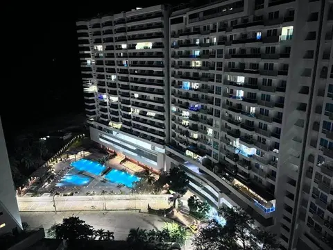 Apartamento con vista directa al mar en Reserva del Mar - Balcón, playa privada y piscinas tipo resort