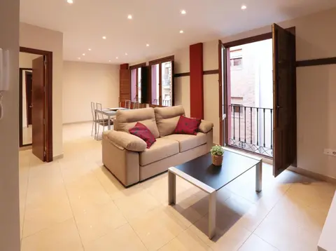Apartamentos Reyes Católicos by Medina Living