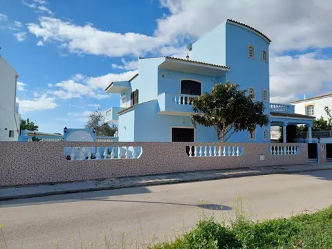 Villa Margot: grande moradia com piscina