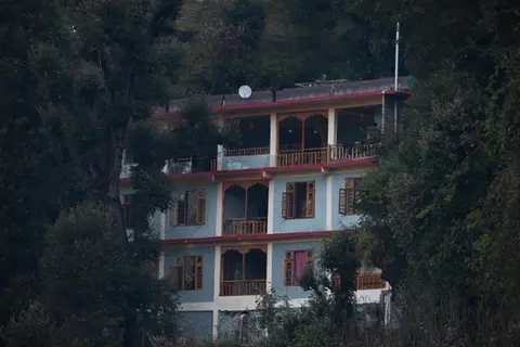 MOZO Inn&Cafe Jibhi