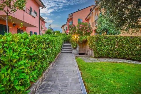 Casa Marina Bellagio private garden