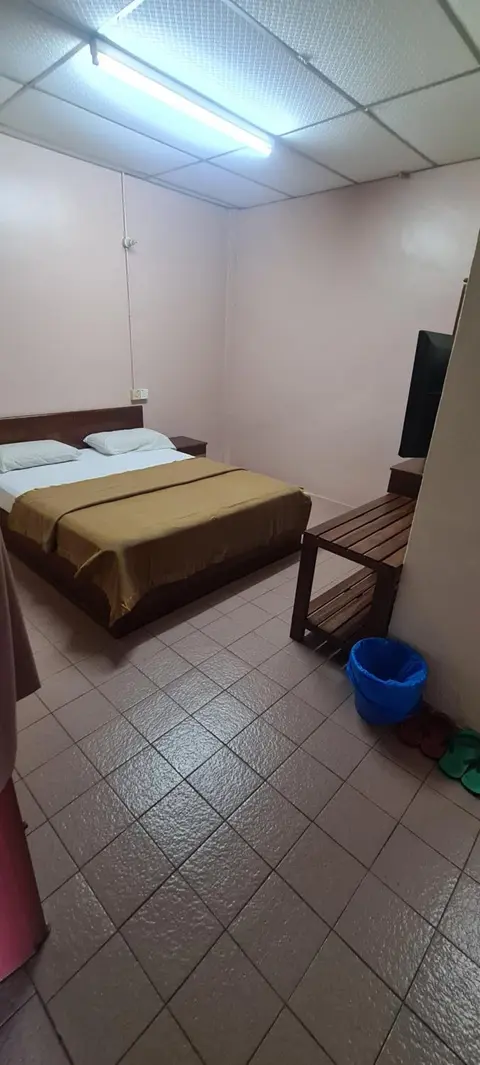 East Coast Hotel