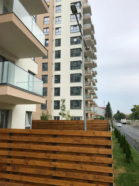 Beautiful Penthouse Lakeview W18