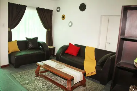 Peaceful 4 Bedroom Flat in Germiston with WI-FI