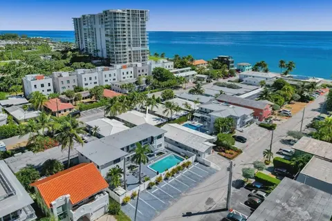 Waves On Desoto Rental Unit With Pool