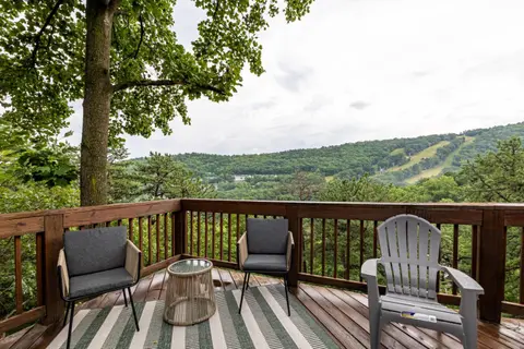 Ski Slope Views Hot Tub & Best Resort Spot!
