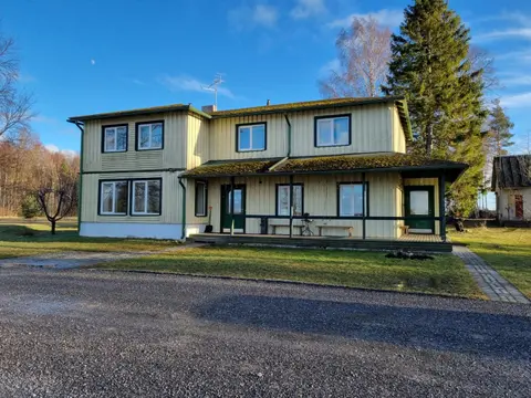 Suurlahe Guesthouse