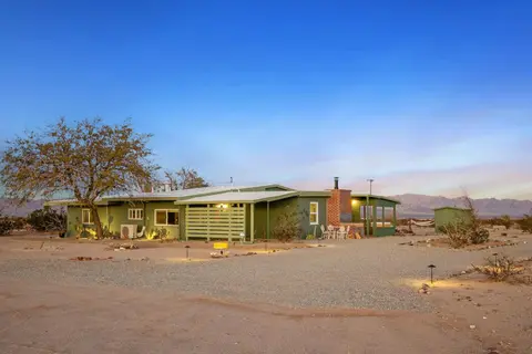 Wonder Valley Green House - Near Joshua Tree National Park