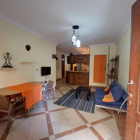 apartment with separate entrance near Arabia hotel
