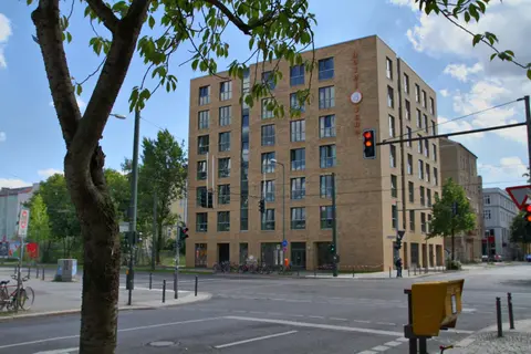 H+ Hotel 4Youth