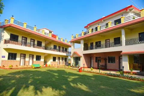 Resort Sanjhbati