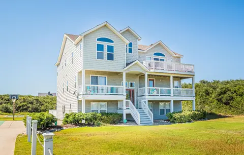 Clam I Am - Southern Shores, Beach 90 Yds, Ocean View, Elevator, Pool, Hot Tub, Pool Table, Foosball, Pets OK