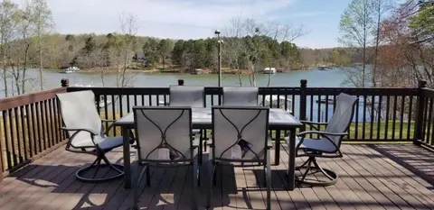Pine Haven Lake front home /w Dock
