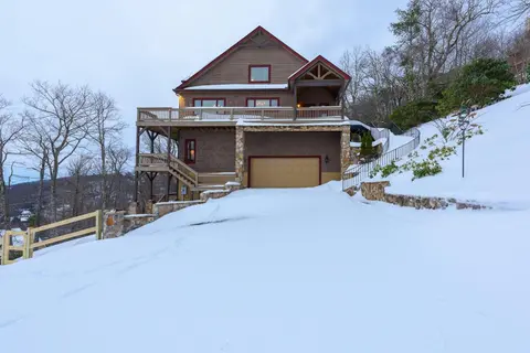 Sunset Lodge
