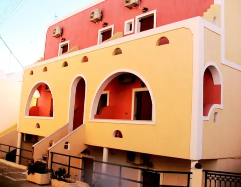Emmanouela Studios & Villas